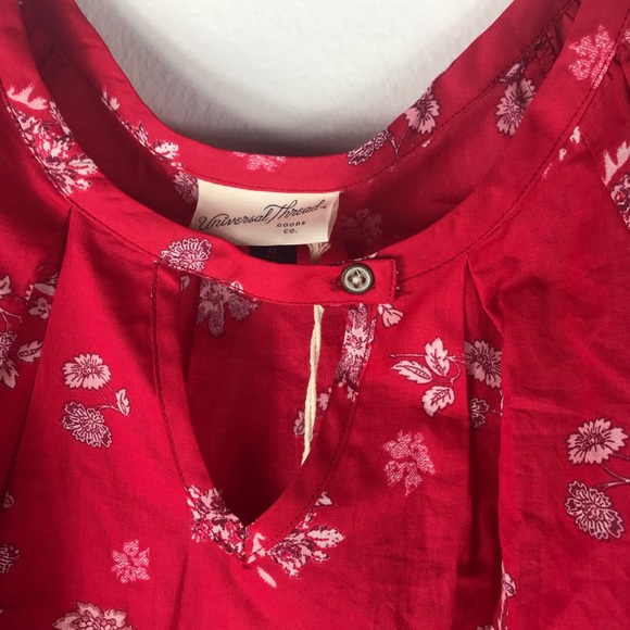 Universal Thread Women's Long Sleeve. - Picture 3 of 7